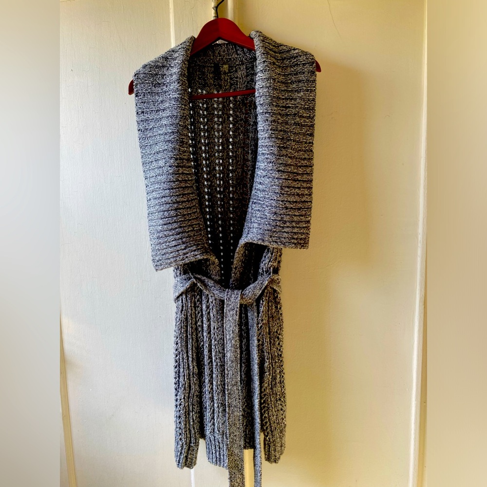 TAHARI knit long best